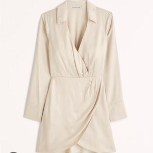 Abercrombie Long-Sleeve Satin Drapey Shirt Dress (cream)